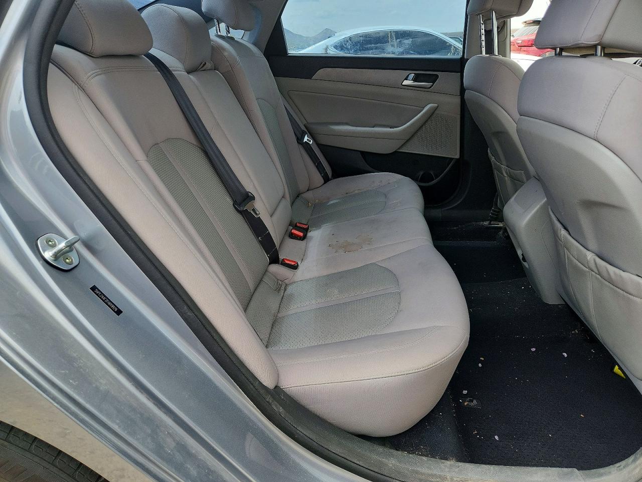 2015 HYUNDAI SONATA SE photo 10