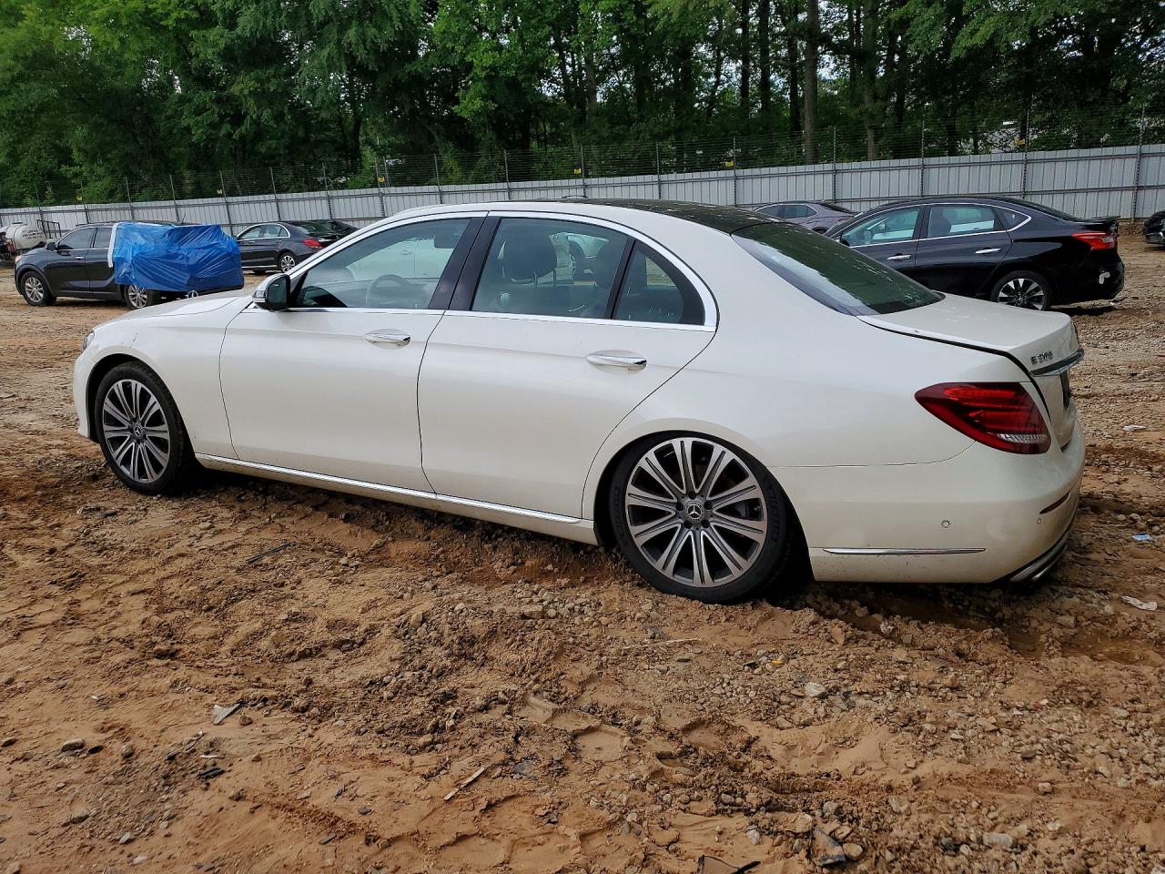 2018 MERCEDES-BENZ E 300 4MATIC photo 3