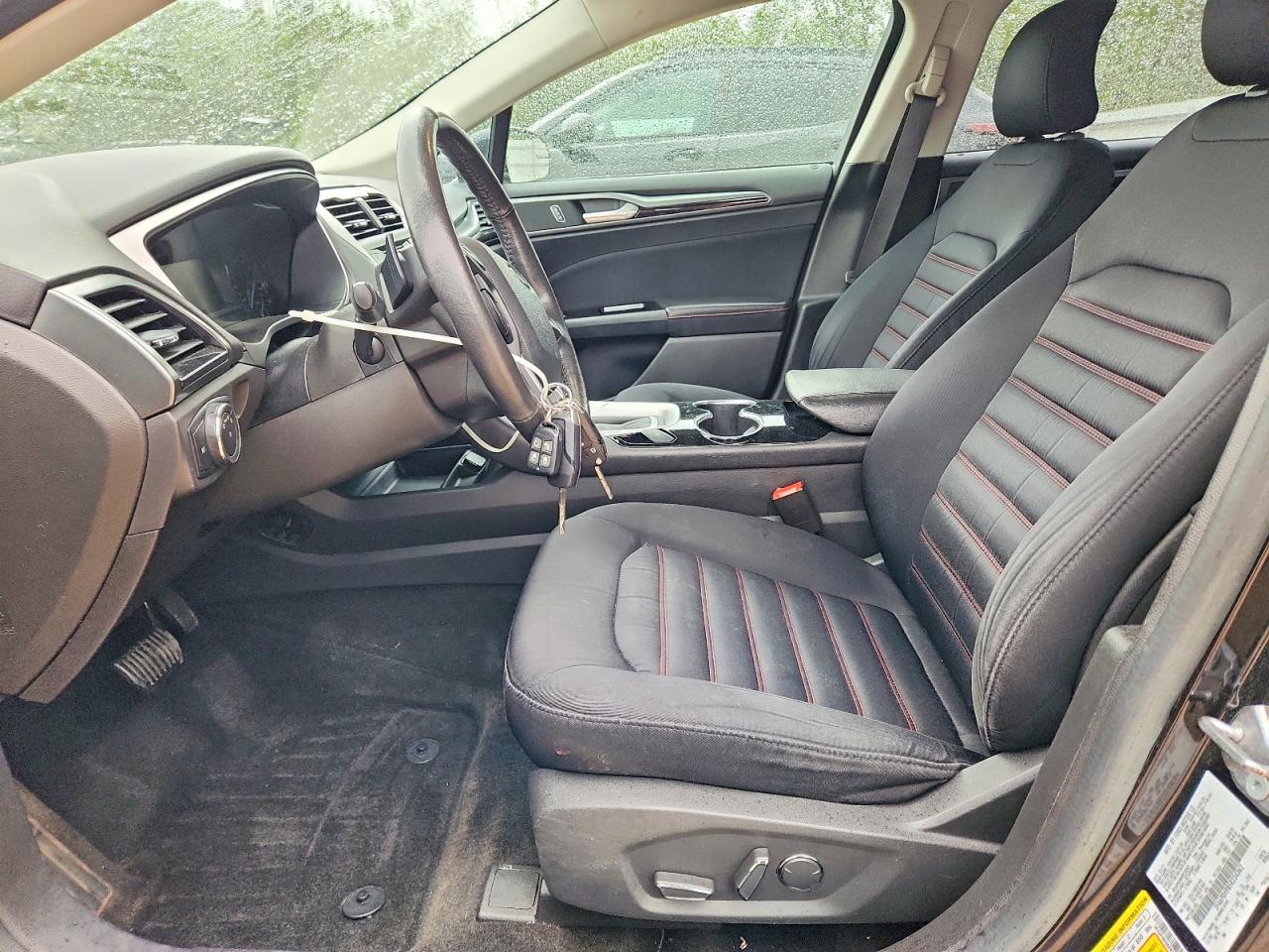 2015 FORD FUSION SE photo 7