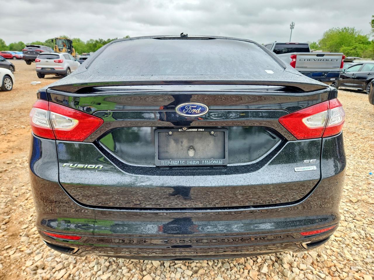 2015 FORD FUSION SE photo 6