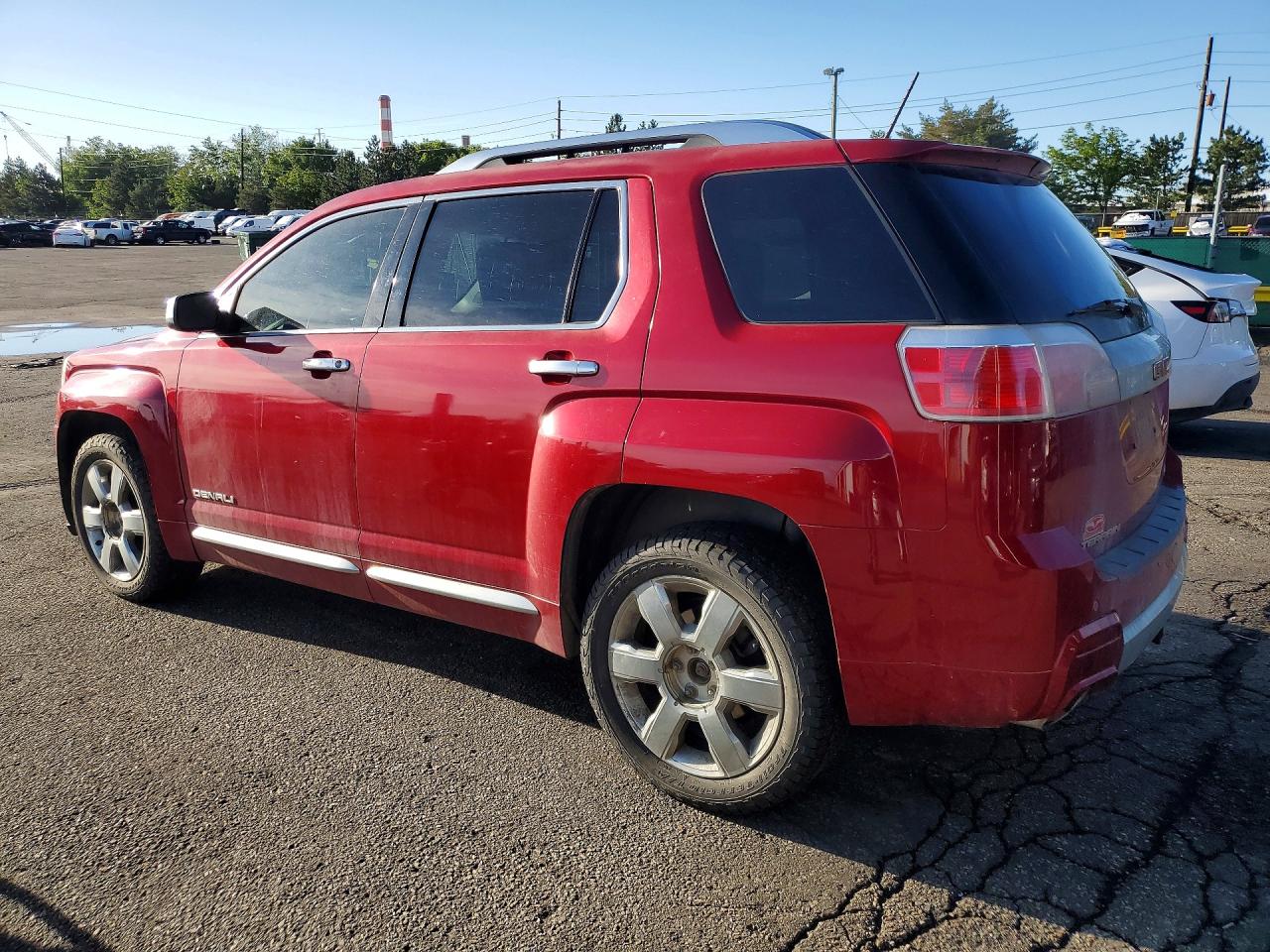 2015 GMC TERRAIN DENALI photo 3