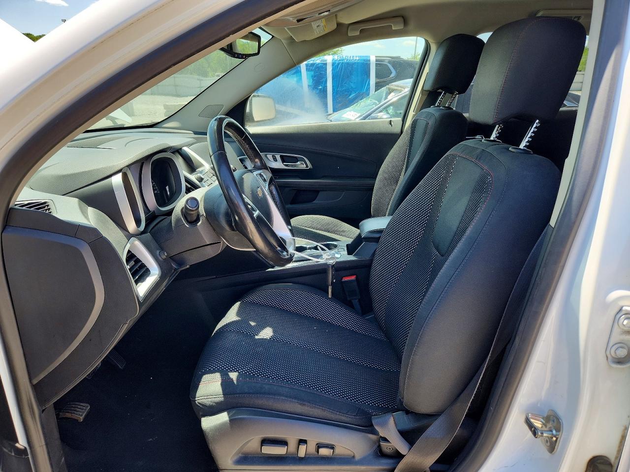 2015 CHEVROLET EQUINOX LT photo 19