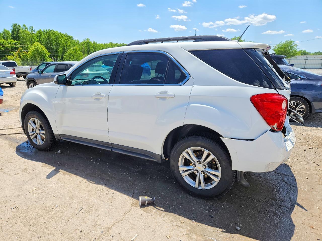 2015 CHEVROLET EQUINOX LT photo 4