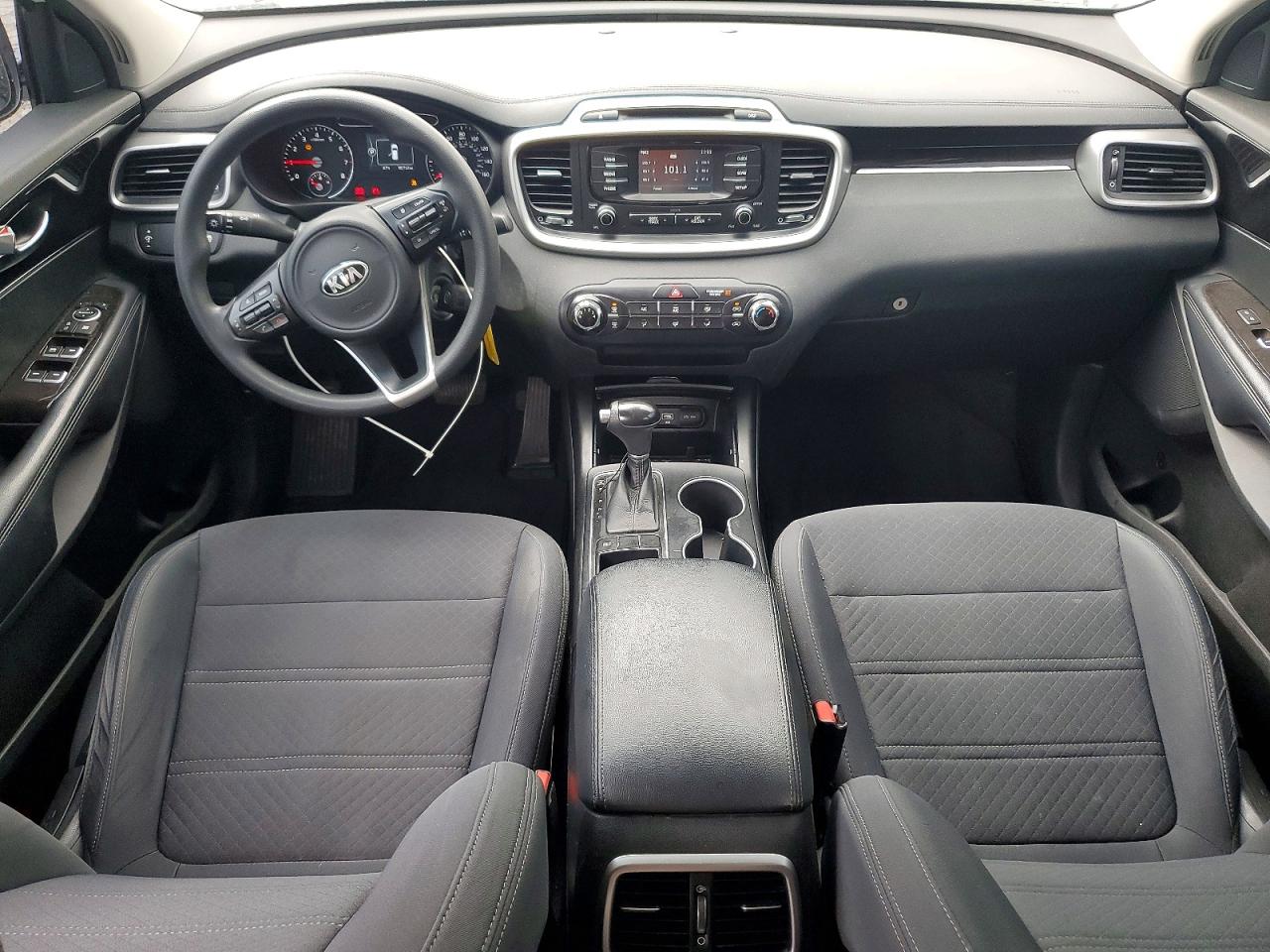 2017 KIA SORENTO LX photo 15