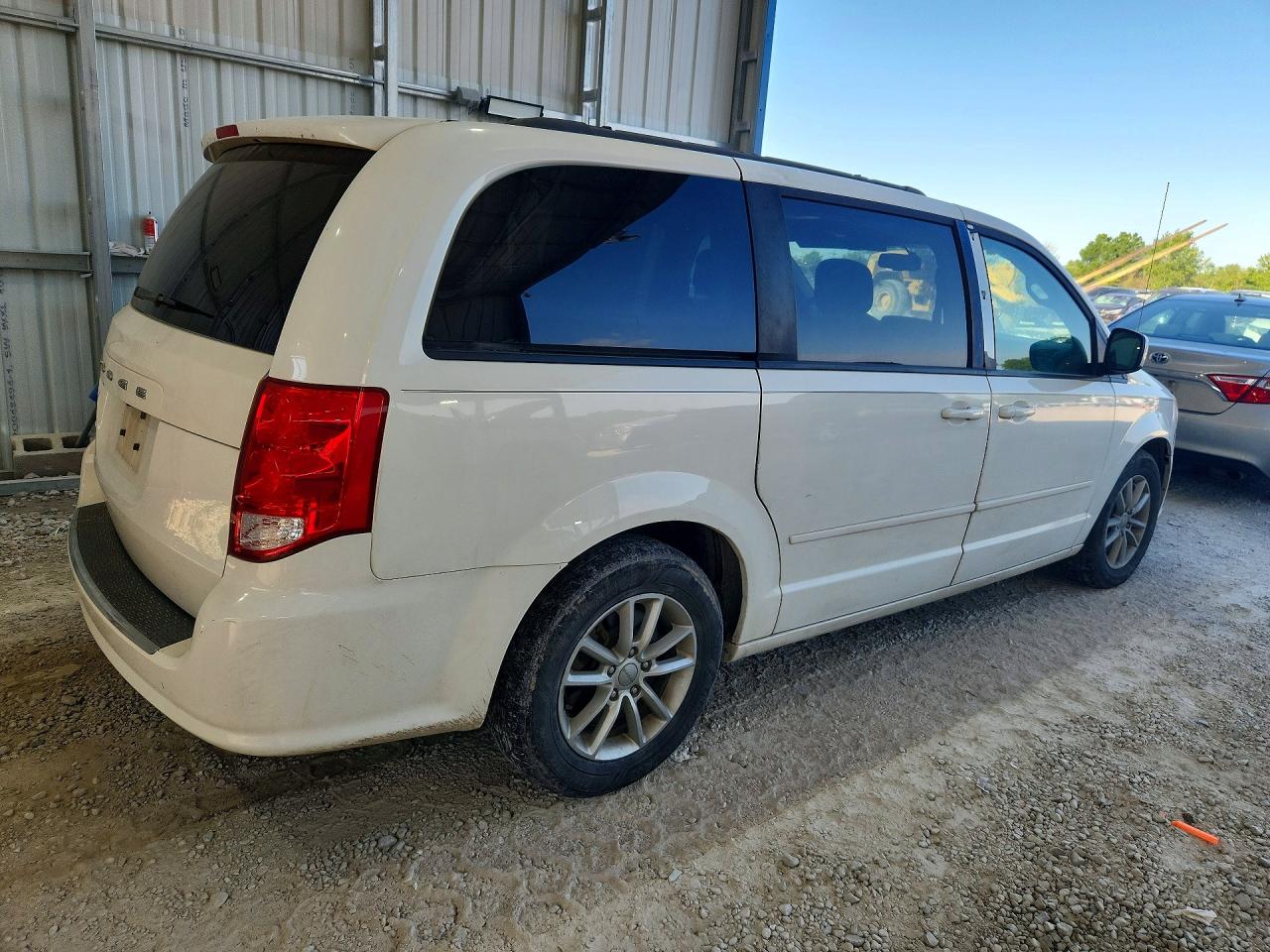 2013 DODGE GRAND CARAVAN SXT photo 3