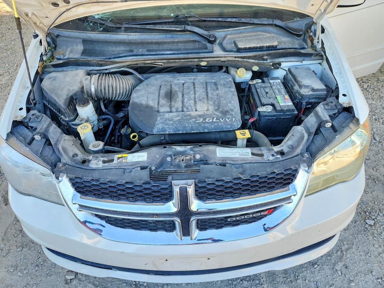 2013 DODGE GRAND CARAVAN SXT photo 12