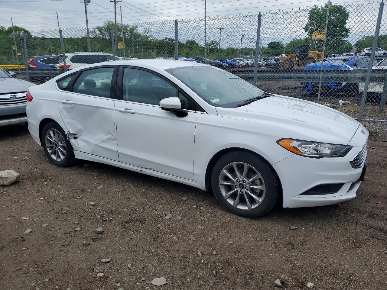 2017 FORD FUSION SE photo 10