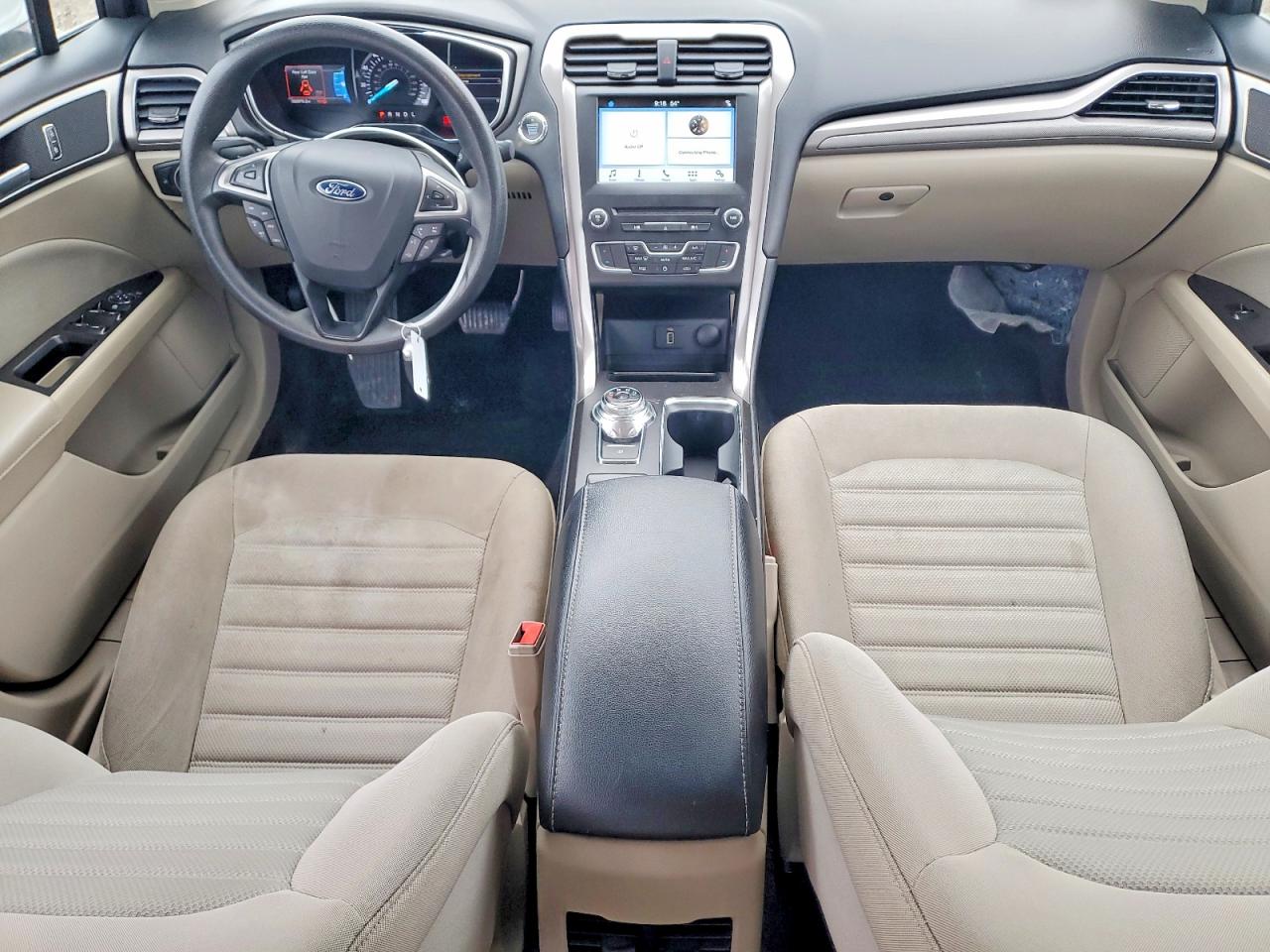 2017 FORD FUSION SE photo 22