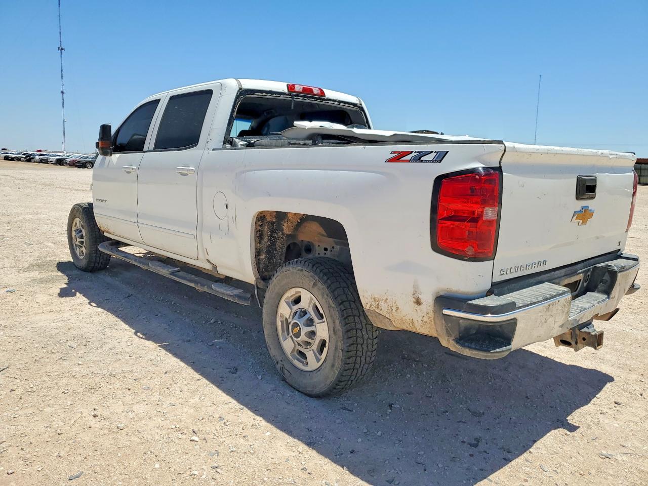 2019 CHEVROLET SILVERADO K2500 HEAVY DUTY LT photo 4