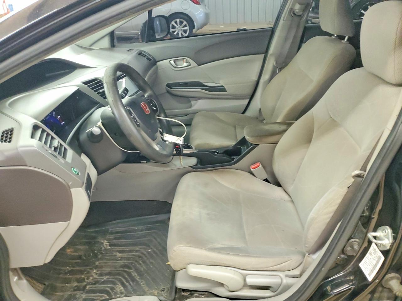 2012 HONDA CIVIC LX photo 19
