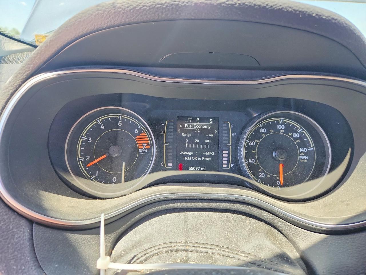2021 JEEP CHEROKEE LATITUDE photo 9