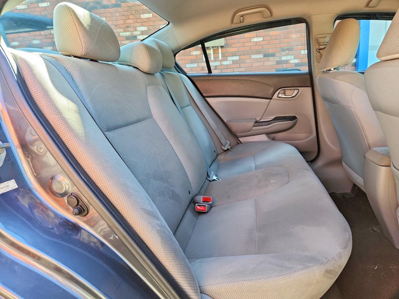 2012 HONDA CIVIC LX photo 19
