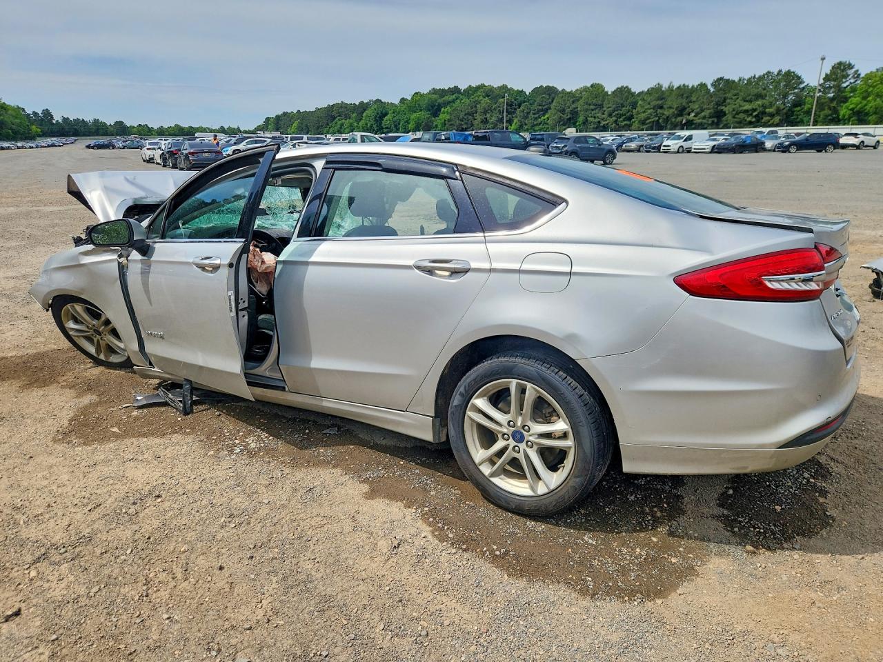 2018 FORD FUSION SE HYBRID photo 4