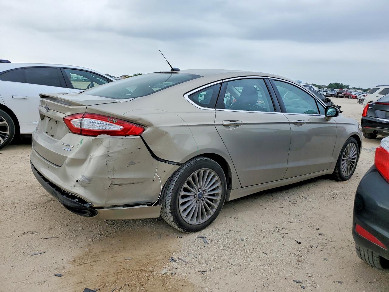 2015 FORD FUSION TITANIUM photo 5