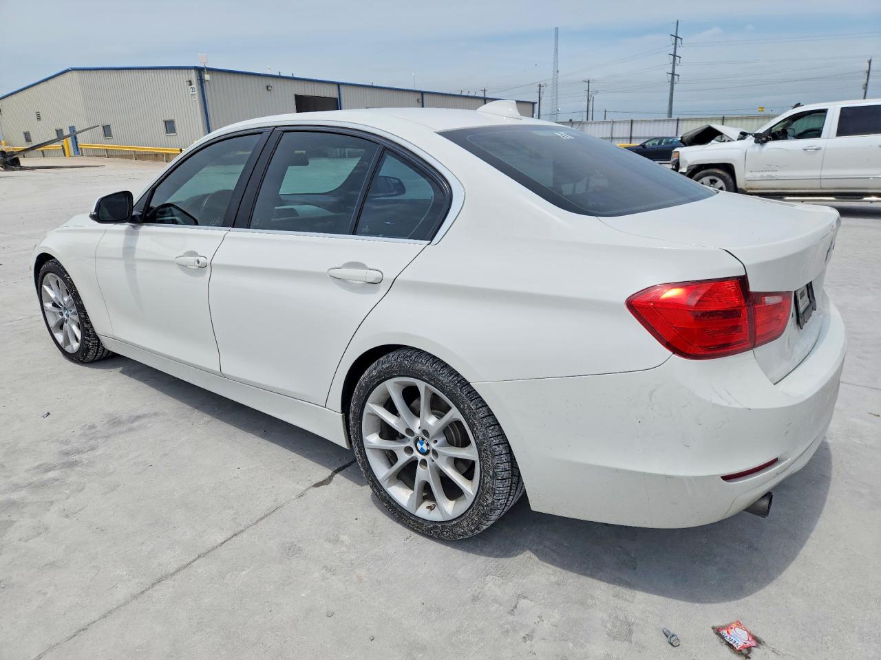 2015 BMW 320 I photo 3