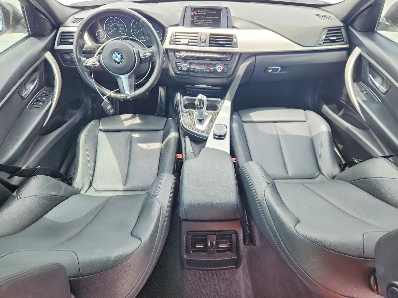 2015 BMW 320 I photo 15
