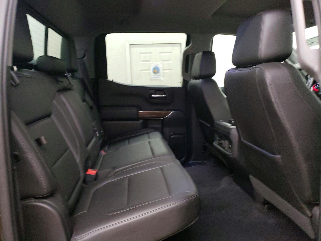2019 CHEVROLET SILVERADO K1500 RST photo 19