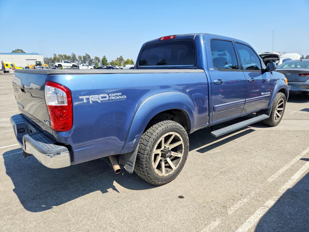 2004 TOYOTA TUNDRA DOUBLE CAB SR5 photo 7