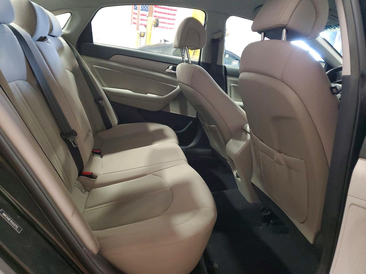 2015 HYUNDAI SONATA SE photo 19