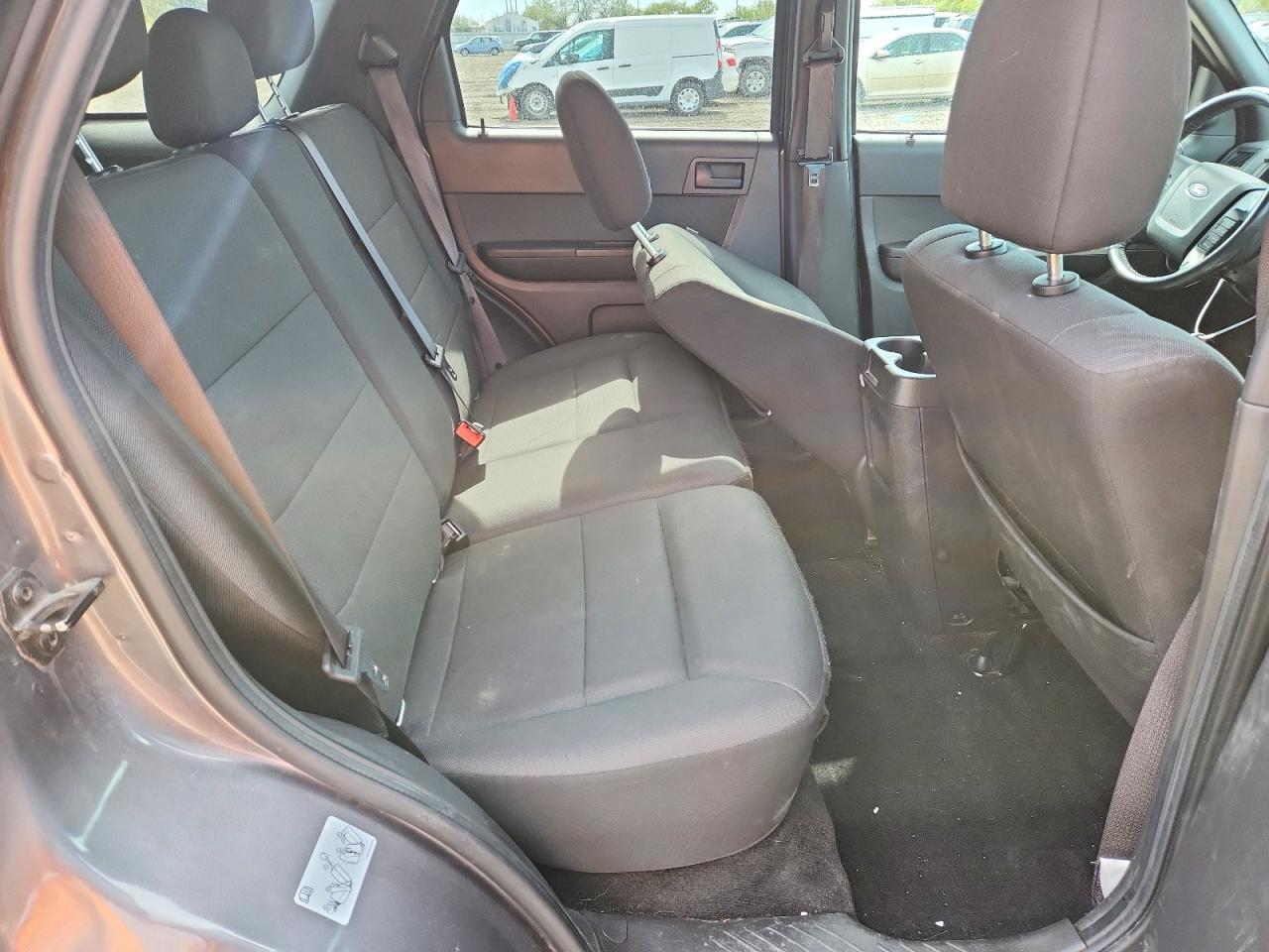 2012 FORD ESCAPE XLT photo 11