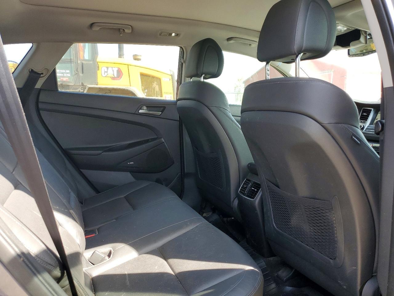 2018 HYUNDAI TUCSON SE photo 21