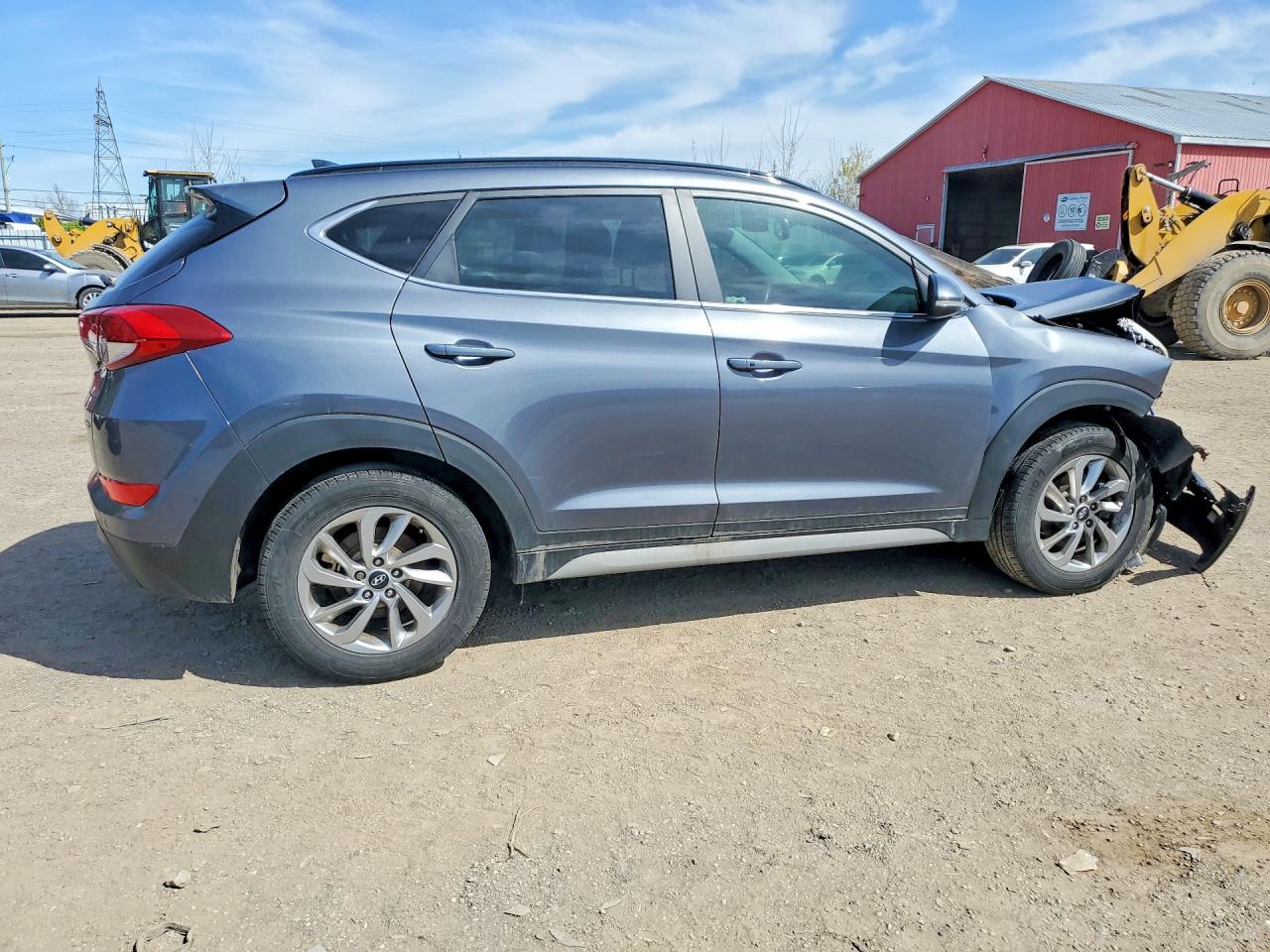 2018 HYUNDAI TUCSON SE photo 5