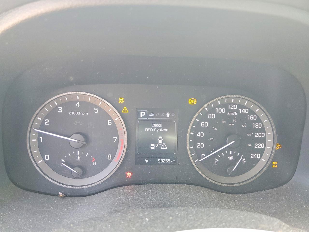 2018 HYUNDAI TUCSON SE photo 17