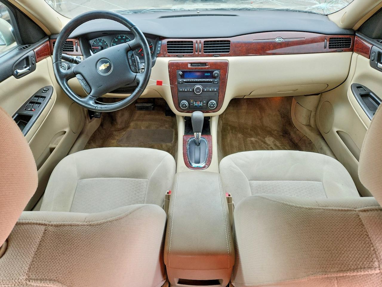 2010 CHEVROLET IMPALA LT photo 22