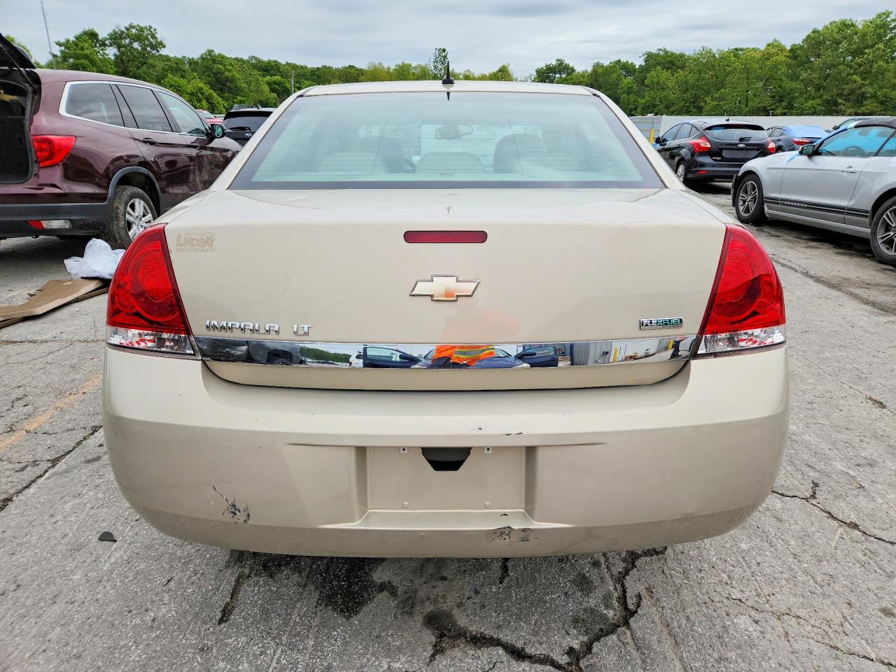2010 CHEVROLET IMPALA LT photo 16