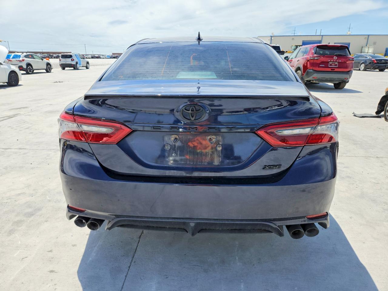 2022 TOYOTA CAMRY XSE photo 6
