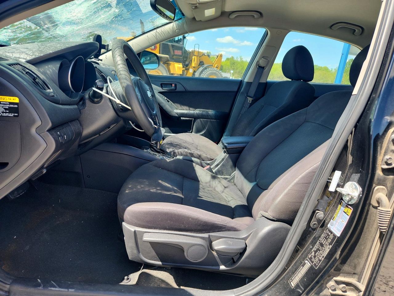 2012 KIA FORTE EX photo 7