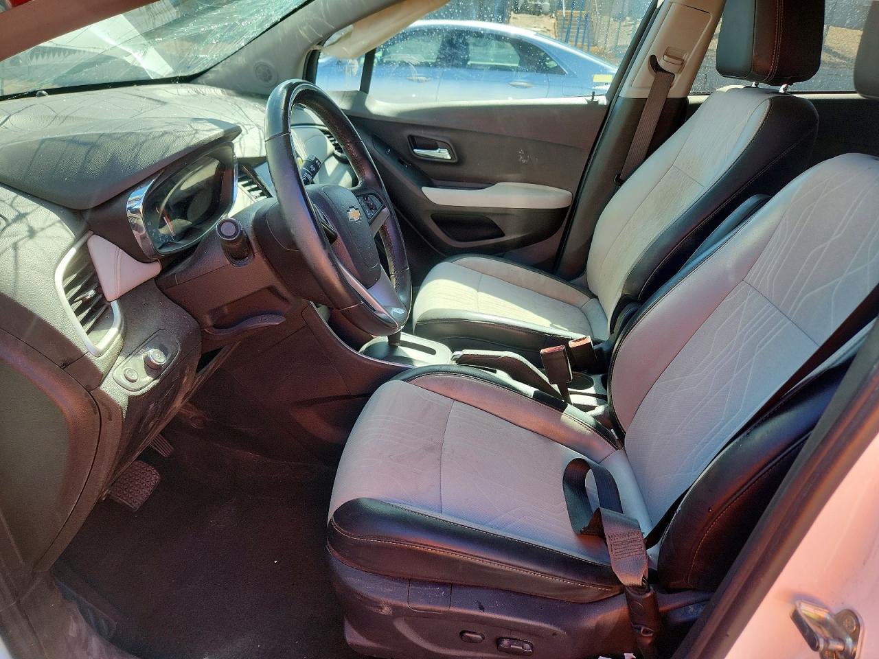 2020 CHEVROLET TRAX 1LT photo 19