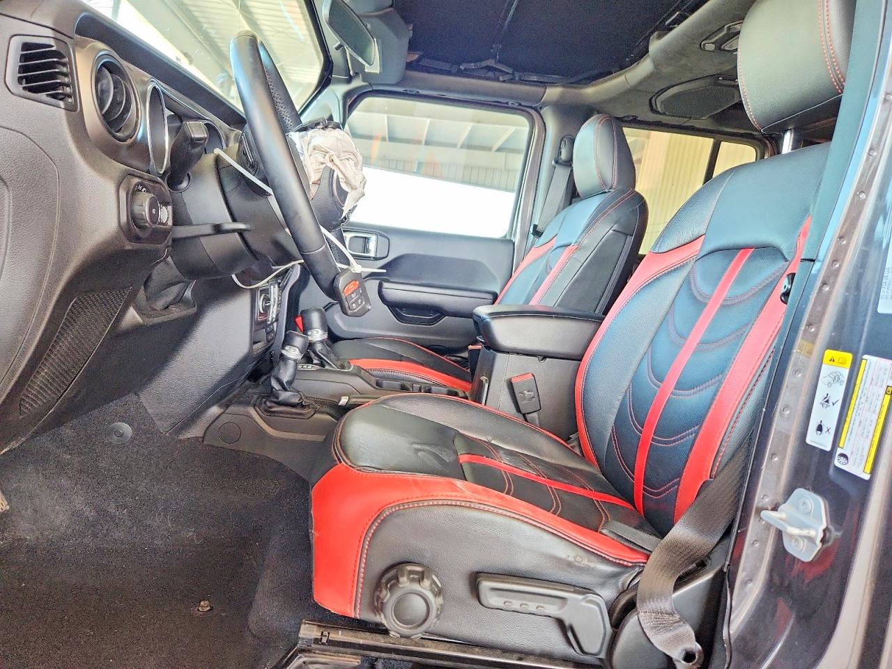 2018 JEEP WRANGLER UNLIMITED SPORT photo 19