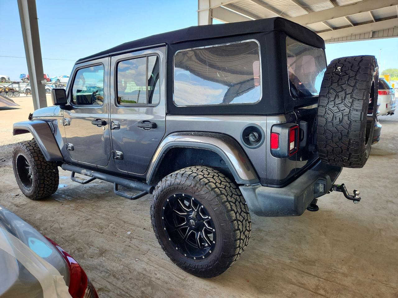 2018 JEEP WRANGLER UNLIMITED SPORT photo 4