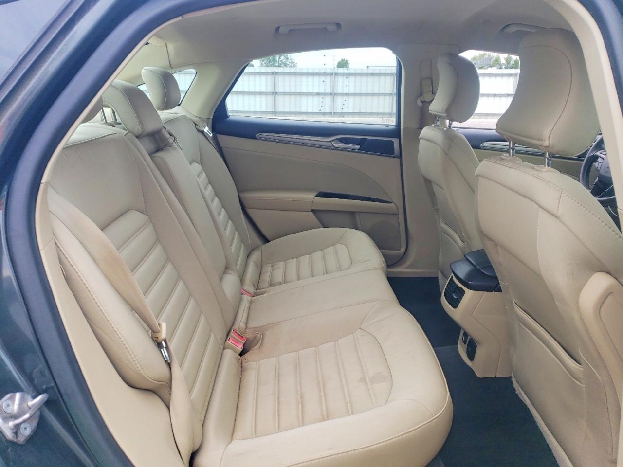 2015 FORD FUSION SE HYBRID photo 19