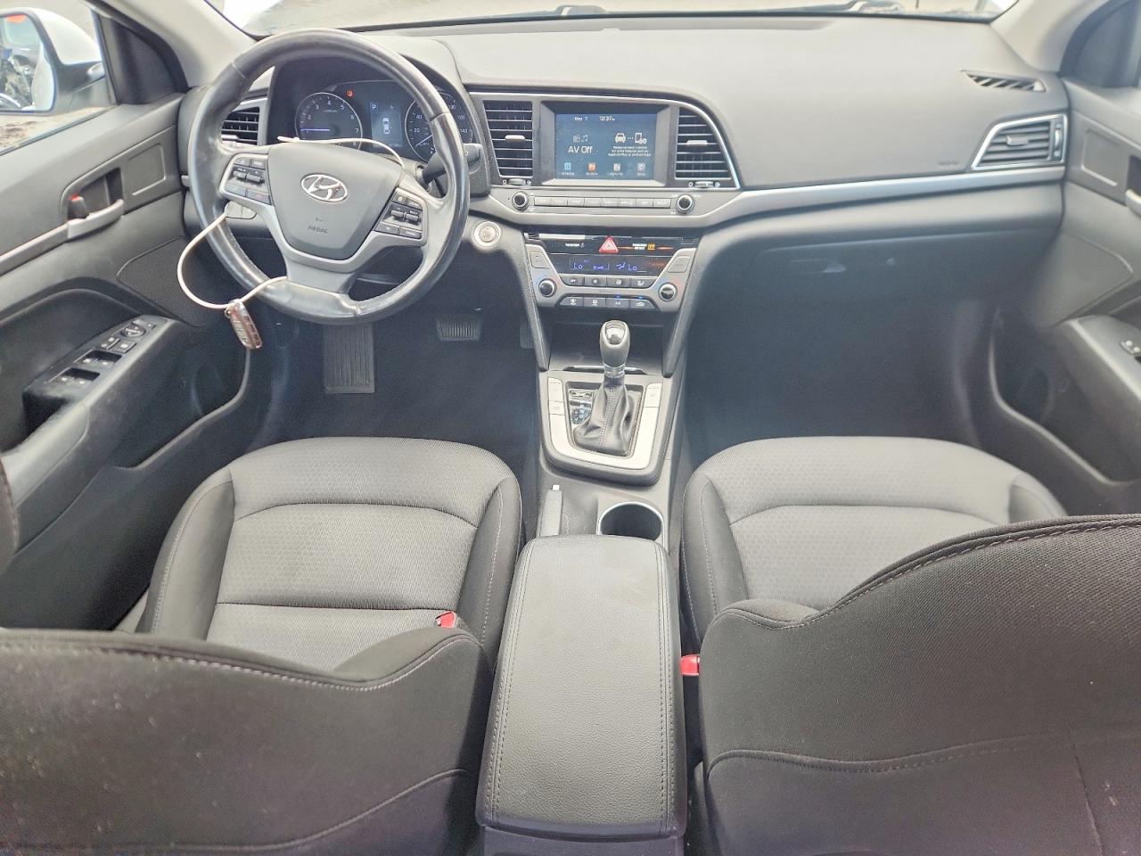 2017 HYUNDAI ELANTRA VALUE EDITION photo 15