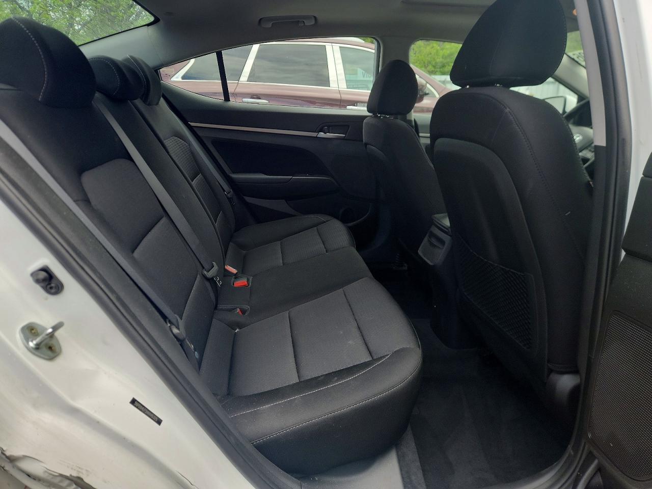 2017 HYUNDAI ELANTRA VALUE EDITION photo 19