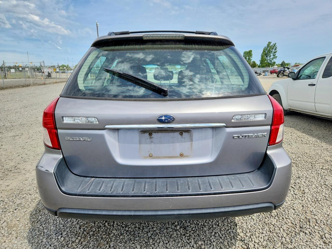 2008 SUBARU OUTBACK 2.5I photo 11