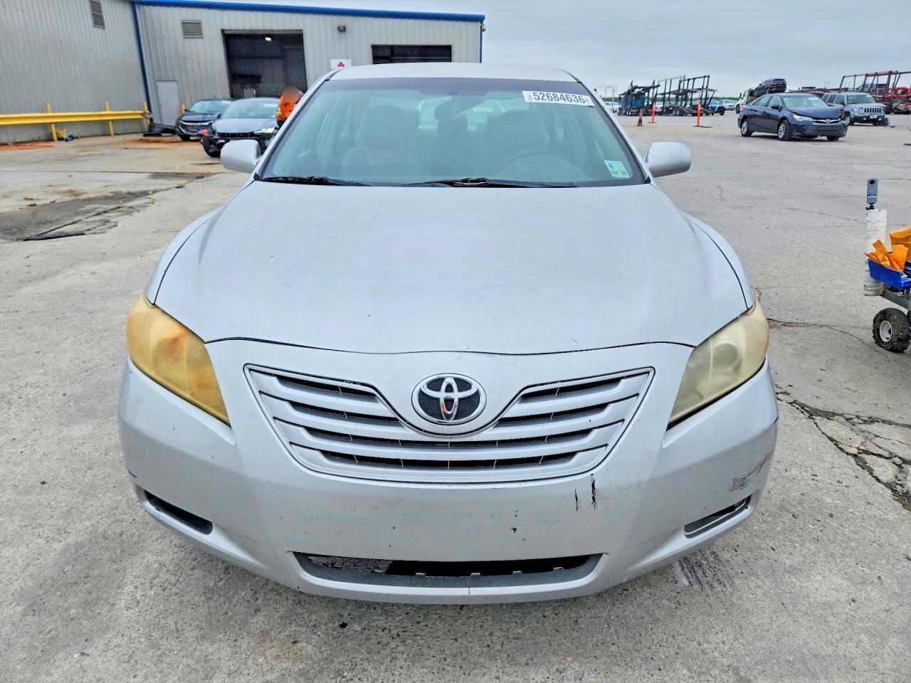 2008 TOYOTA CAMRY LE photo 5