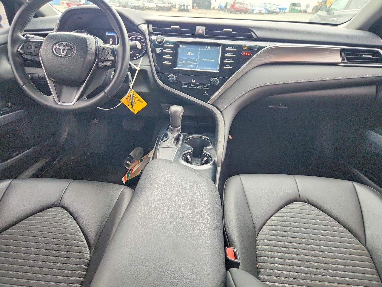 2018 TOYOTA CAMRY SE photo 22