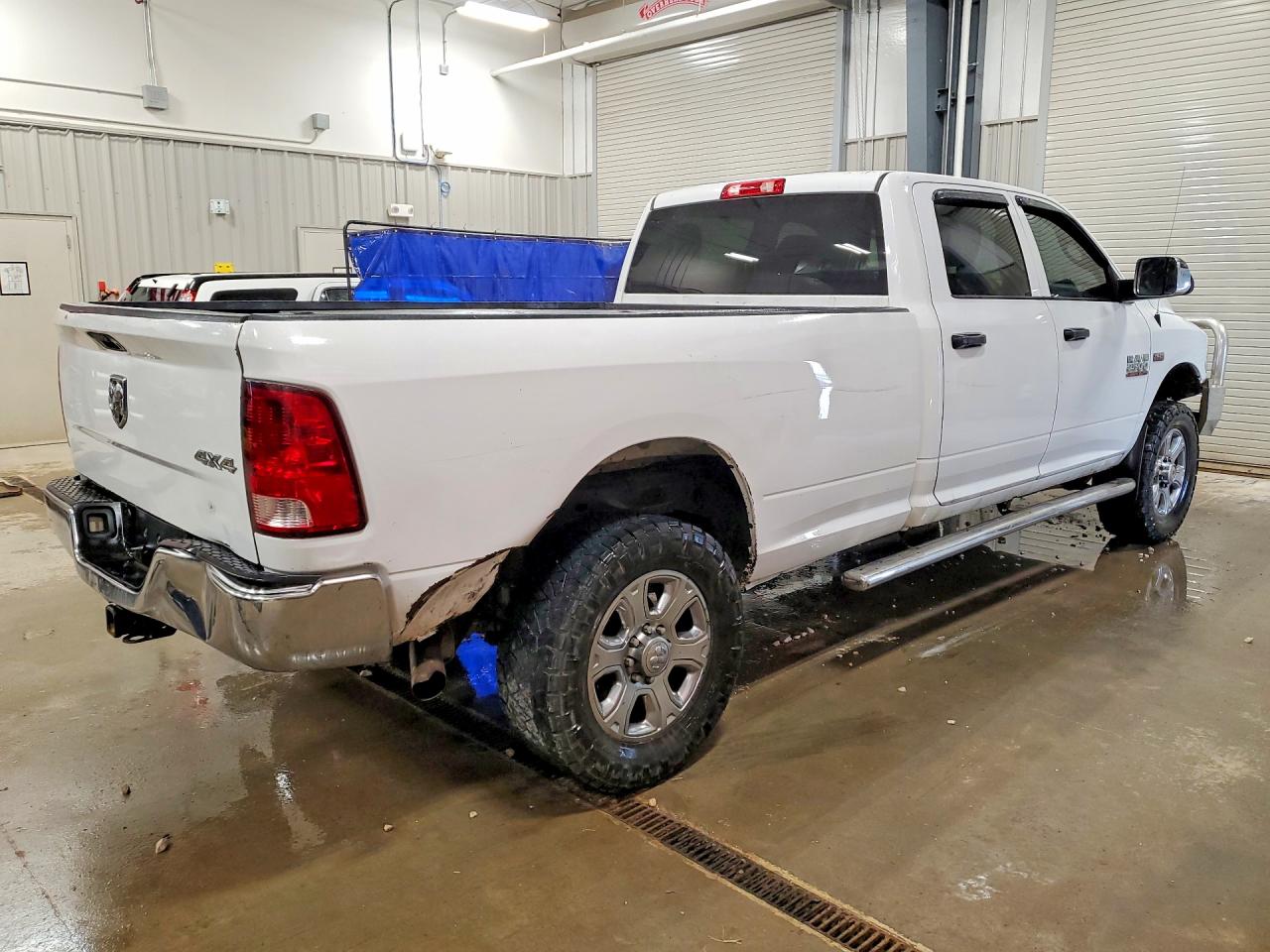 2017 RAM 2500 ST photo 3