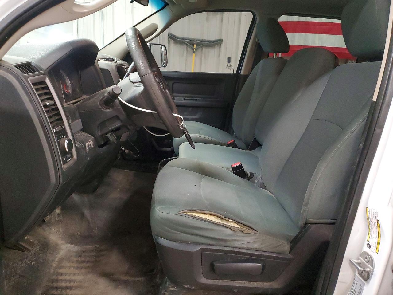 2017 RAM 2500 ST photo 7