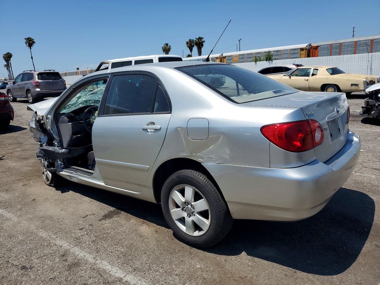 2003 TOYOTA COROLLA LE photo 3