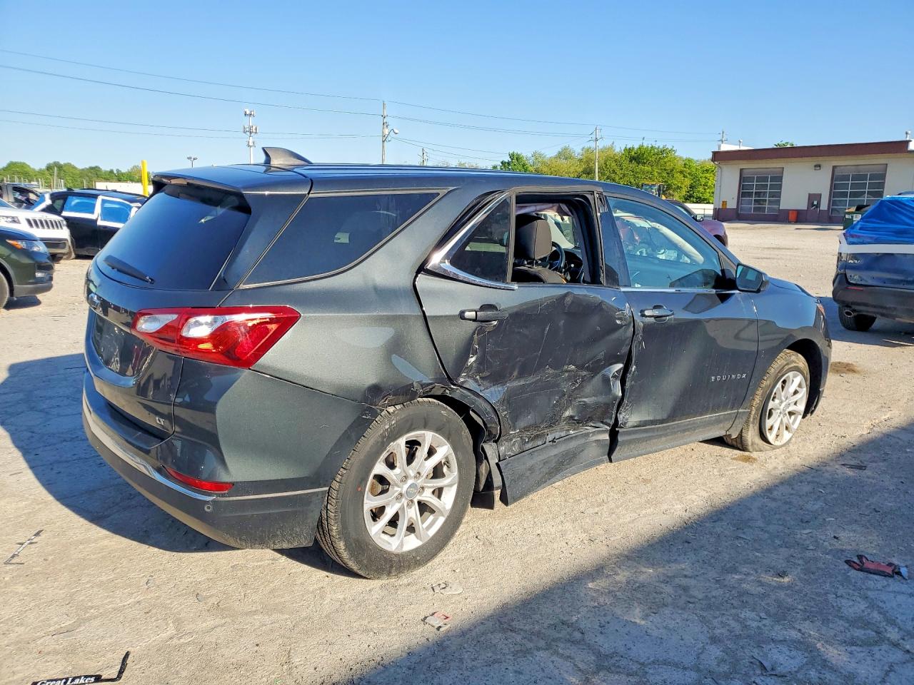 2020 CHEVROLET EQUINOX LT photo 5