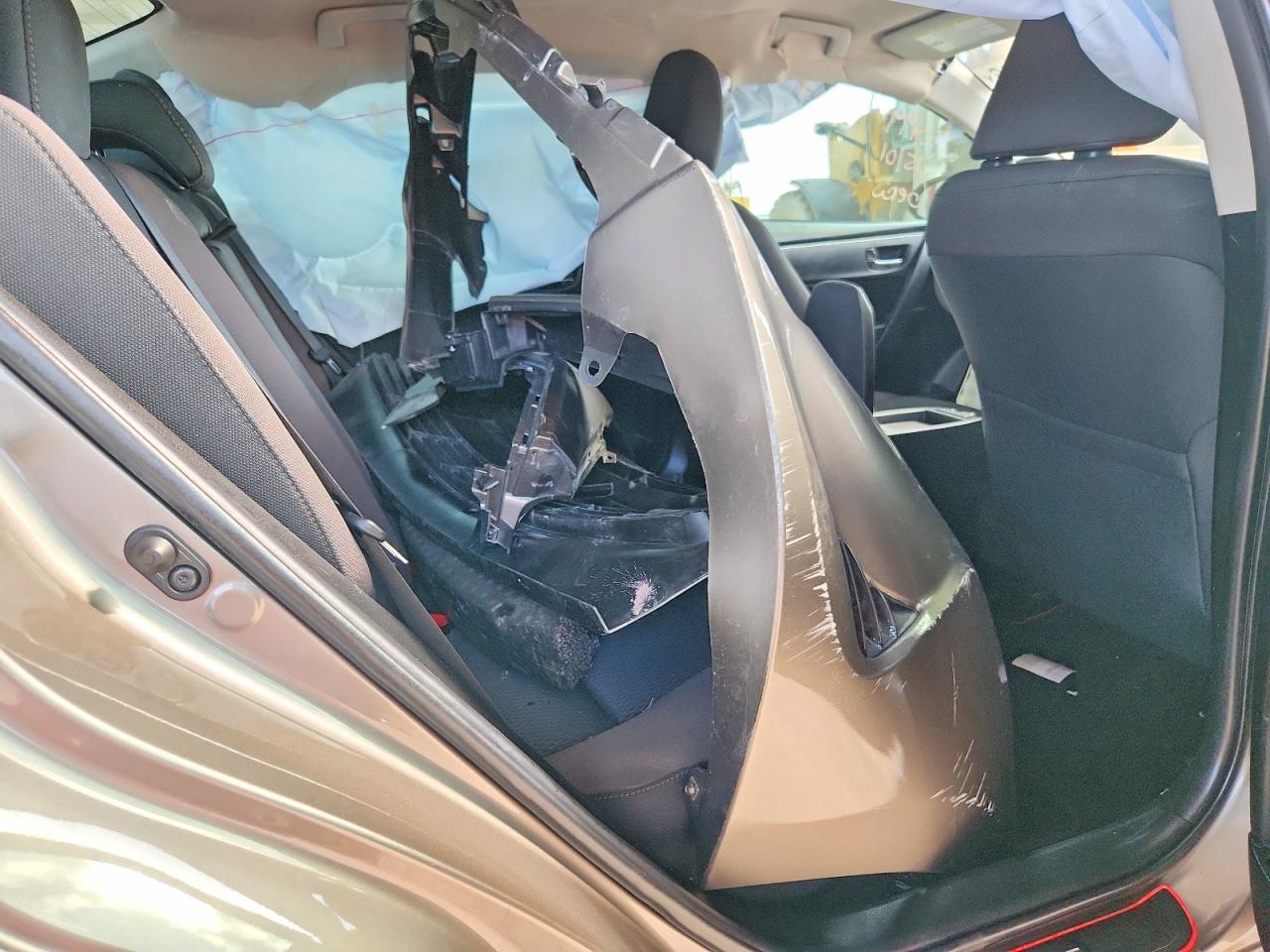 2019 TOYOTA COROLLA LE photo 19