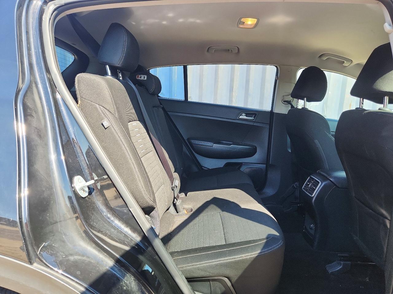 2018 KIA SPORTAGE LX photo 31