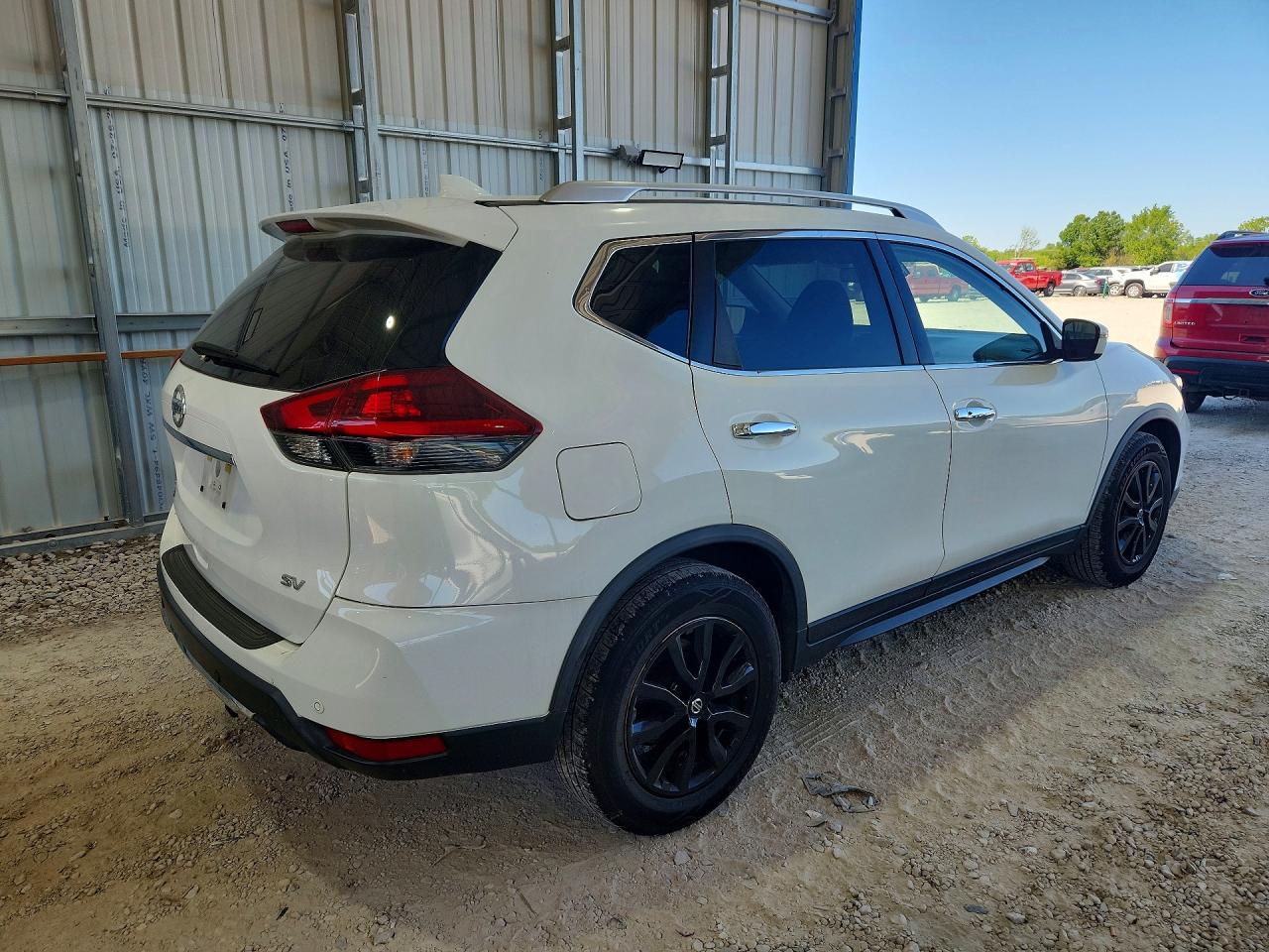 2020 NISSAN ROGUE SV photo 3
