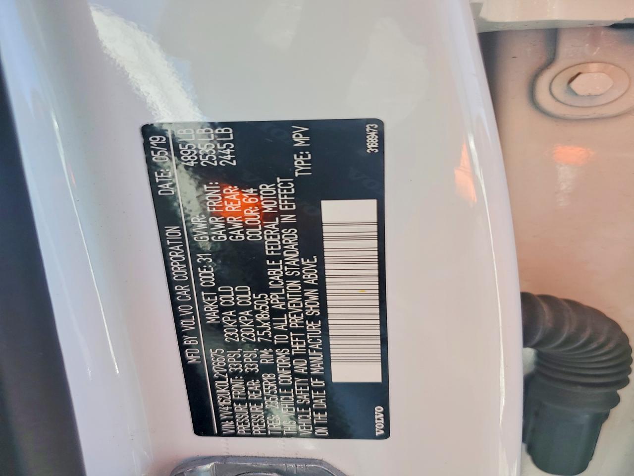 2020 VOLVO XC40 T5 MOMENTUM photo 25
