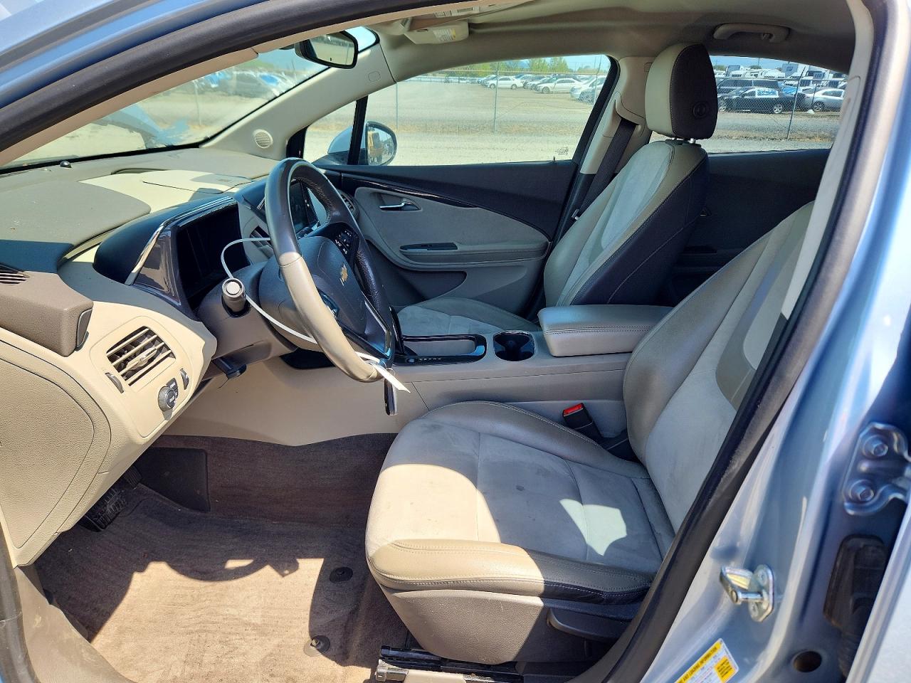 2013 CHEVROLET VOLT photo 13