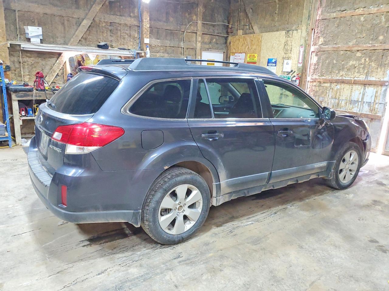 2011 SUBARU OUTBACK 2.5I PREMIUM photo 5